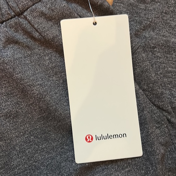 RARE no longer made lululemon on the fly pant - Picture 3 of 5